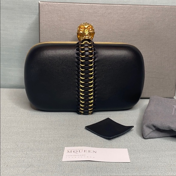 Alexander McQueen Handbags - Alexander McQueen Skull mini box clutch